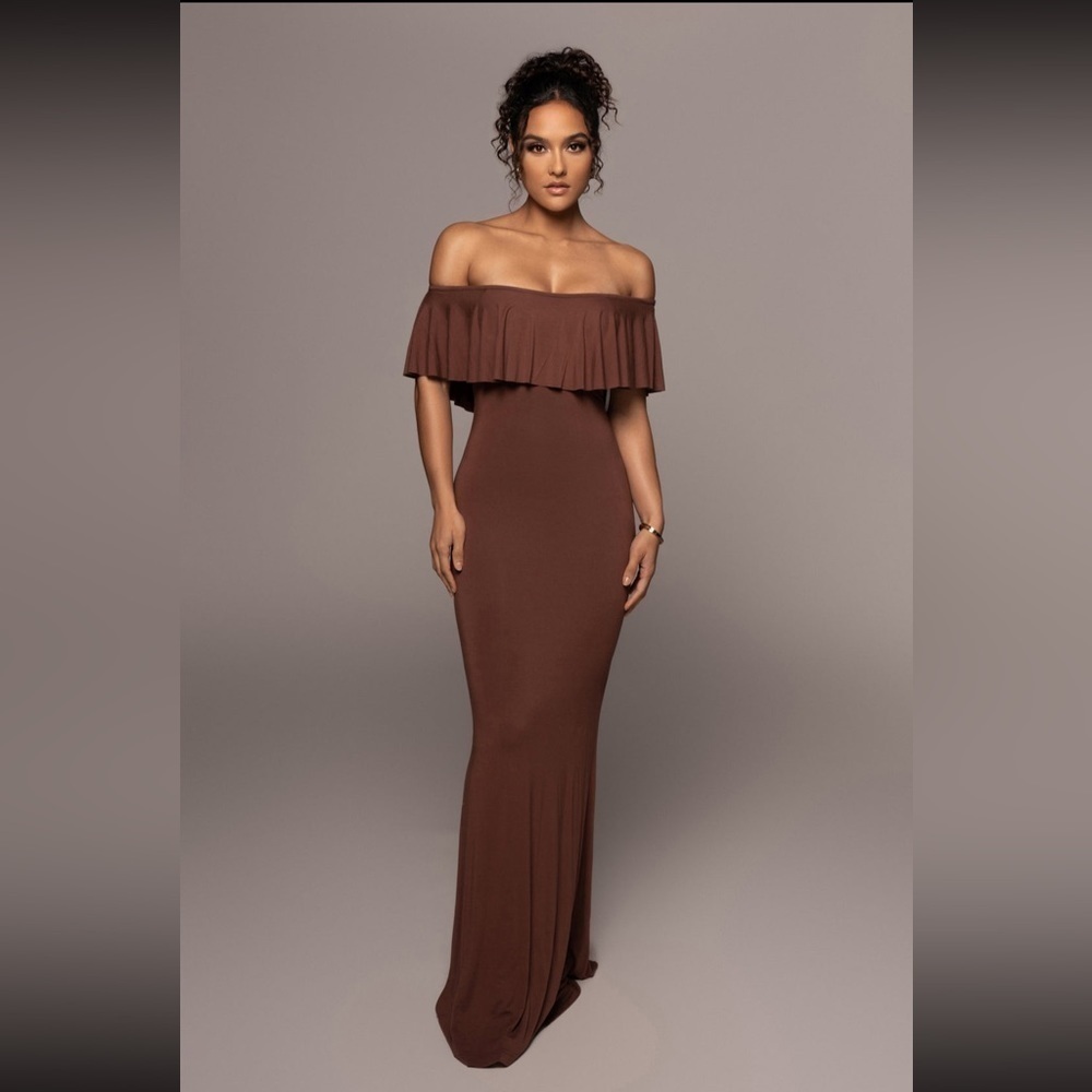 NEW JLUXLABEL Chocolate Brown Ruffle Maxi Dress